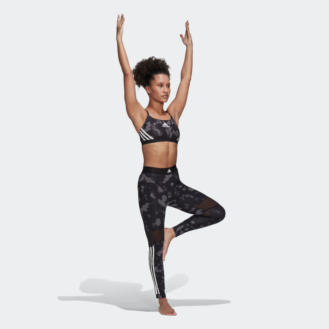 adidas Aeroreact Light-Support Hyperglam Women's Printed Bra - Image 3