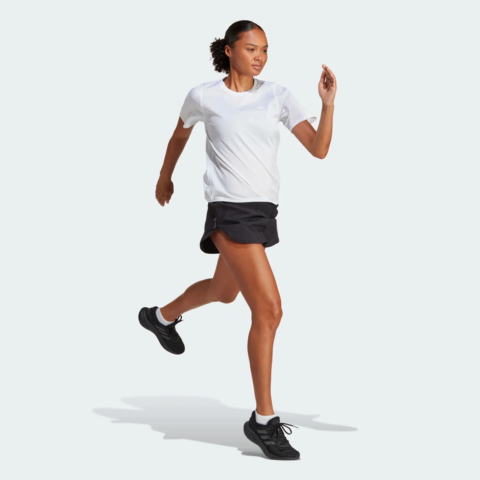 adidas Run Icons 3-Stripes Low-Carbon Women's Running Tee - Image 3