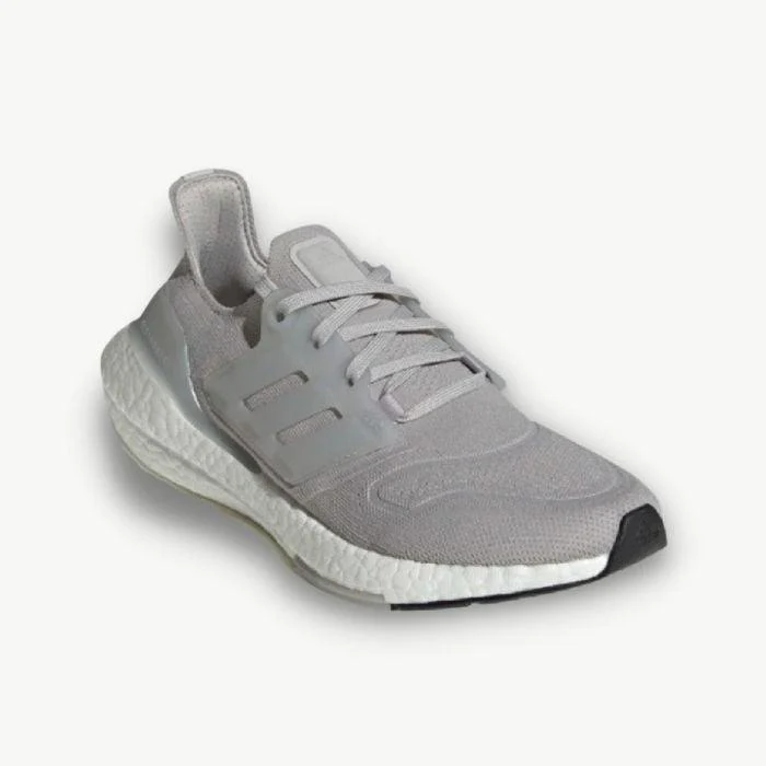 adidas Ultraboost 22 Women's Running Shoes - Image 3
