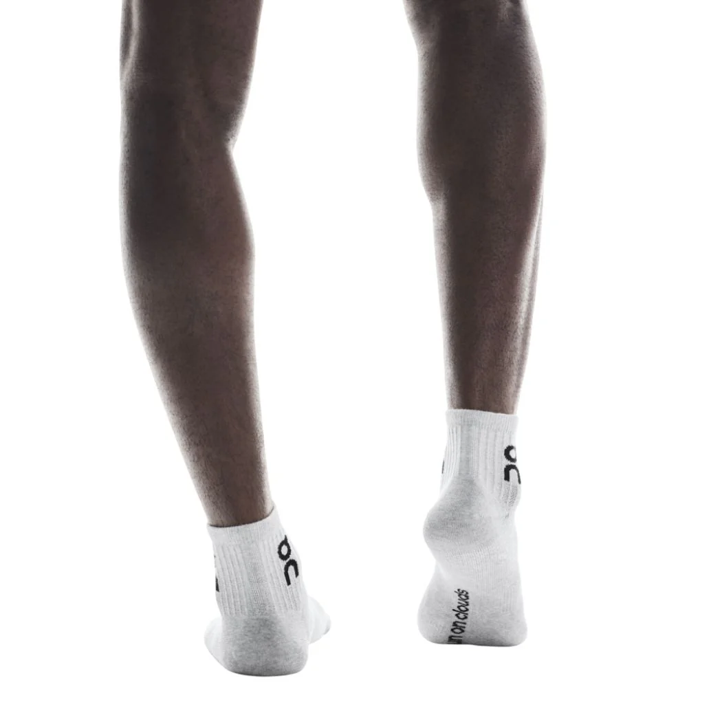 on Logo Mid 3P Unisex Socks - Image 2