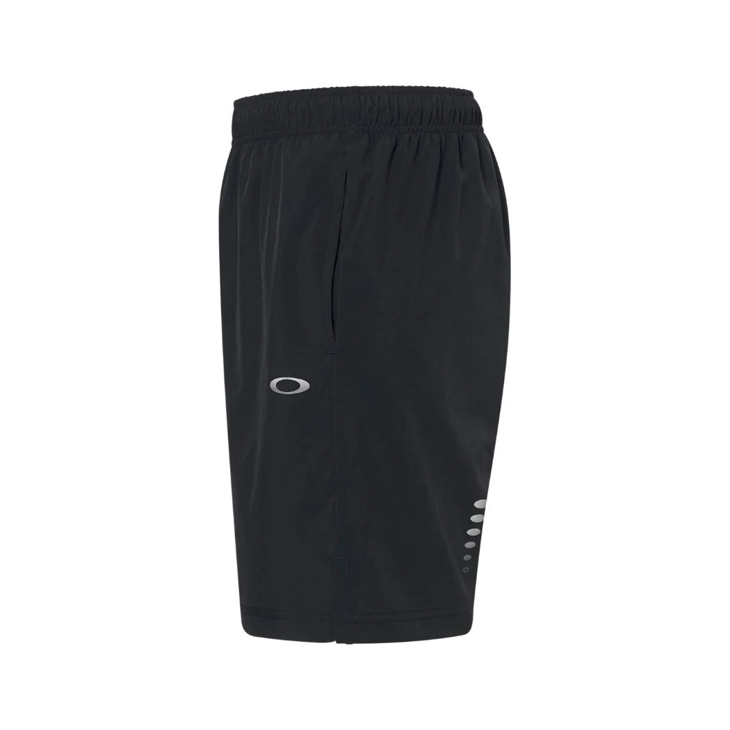 oakley Foundational 7" 3.0 Men's Shorts - Image 3