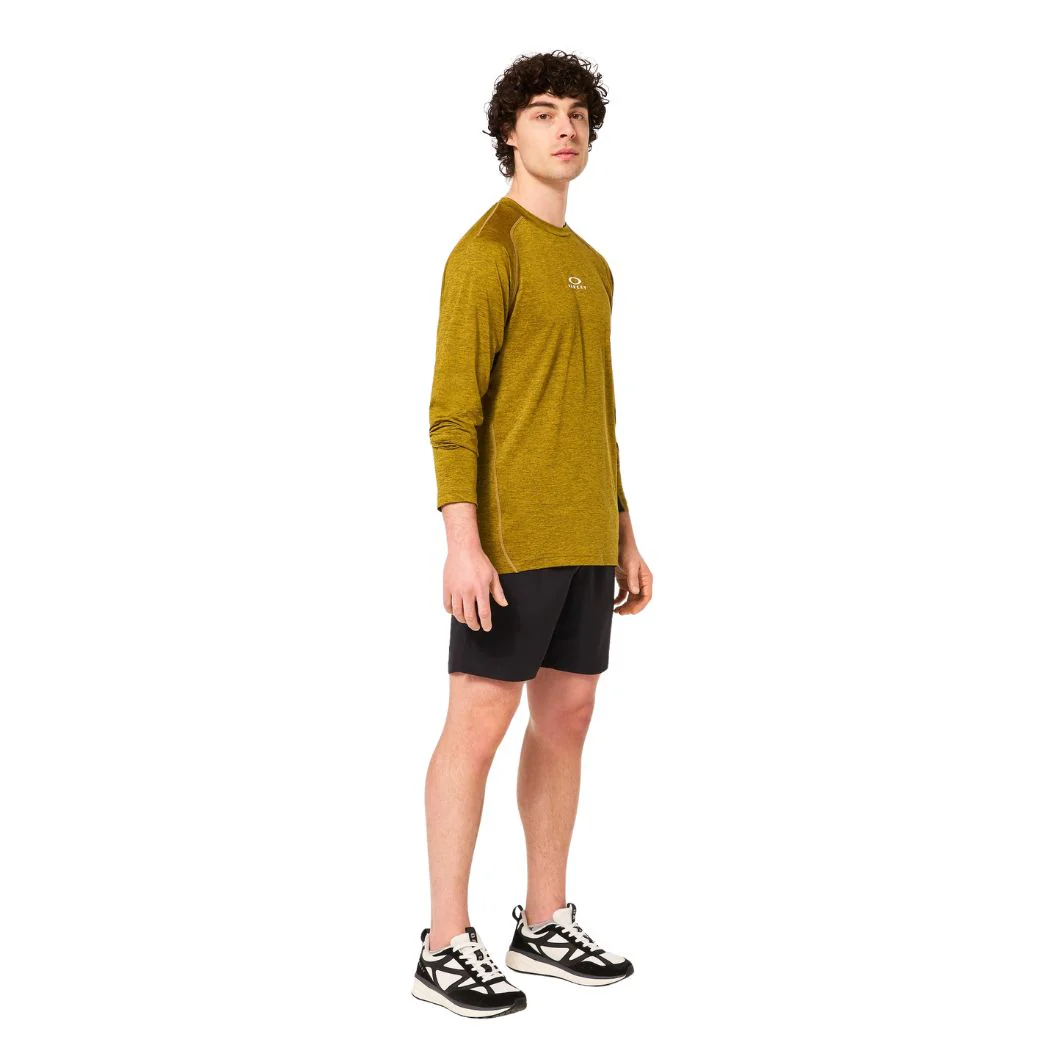 oakley Foundational 7" 3.0 Men's Shorts - Image 4