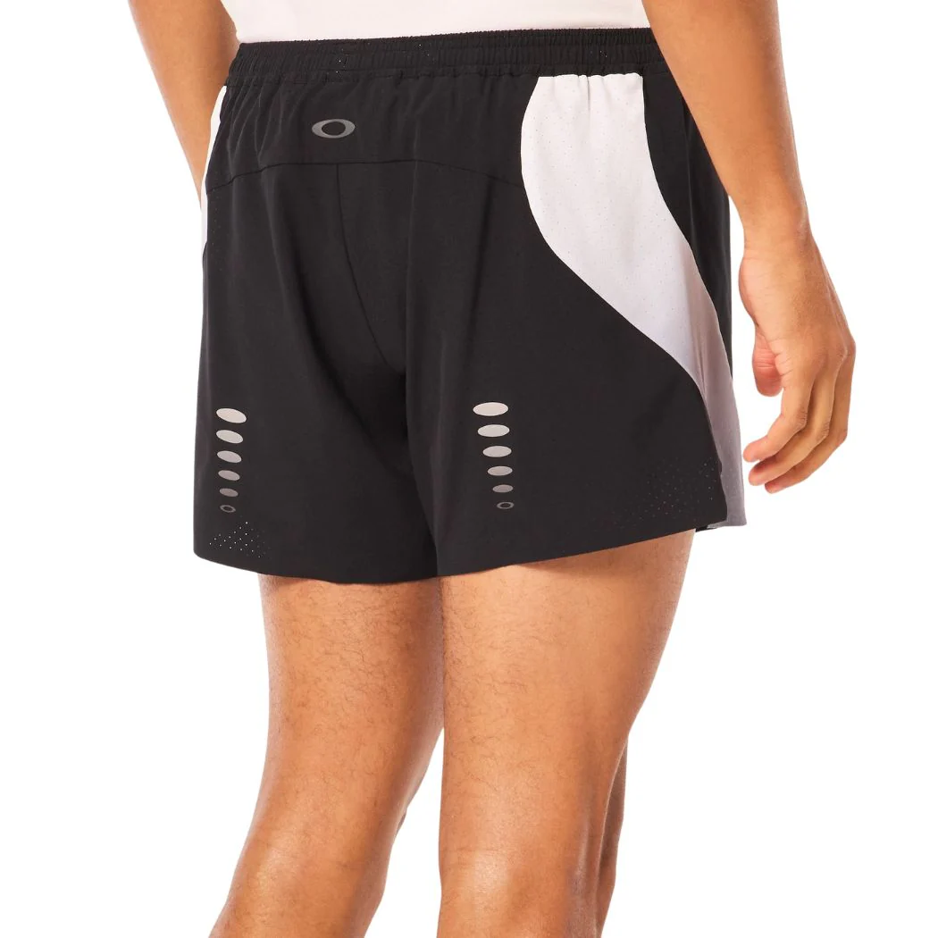 oakley Pursuit Pro 9" Men's Shorts - Image 2
