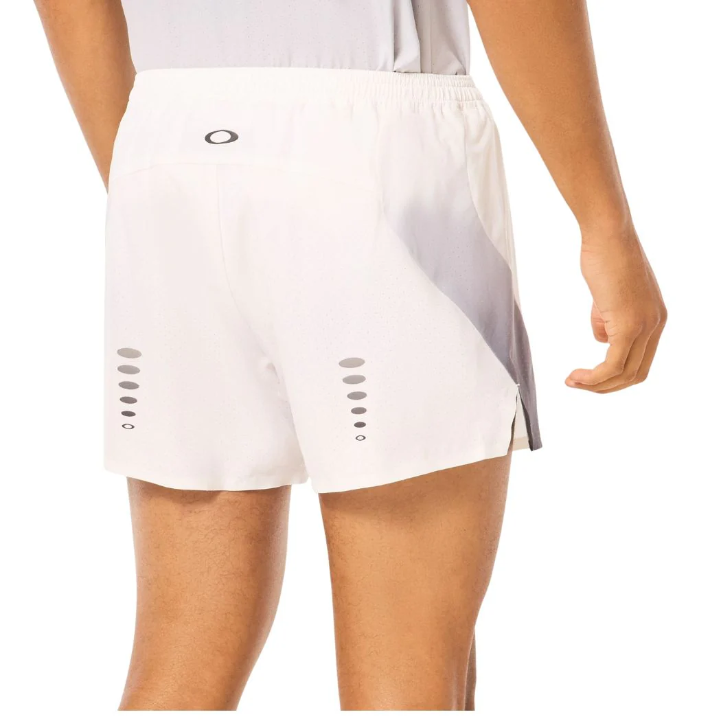 oakley Pursuit Pro 9" Men's Shorts - Image 2