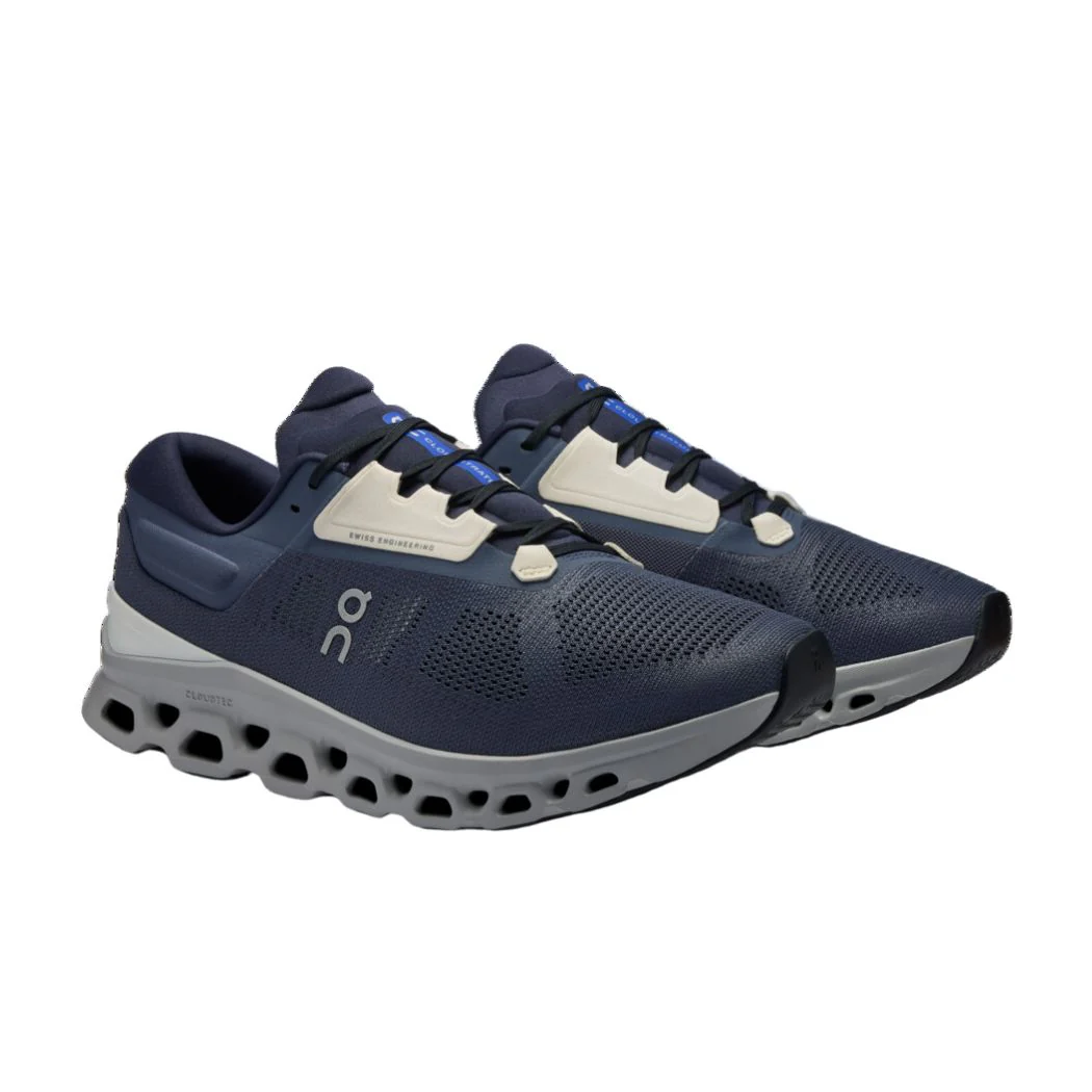 on Cloudstratus 3 Men's Running Shoes - Image 3