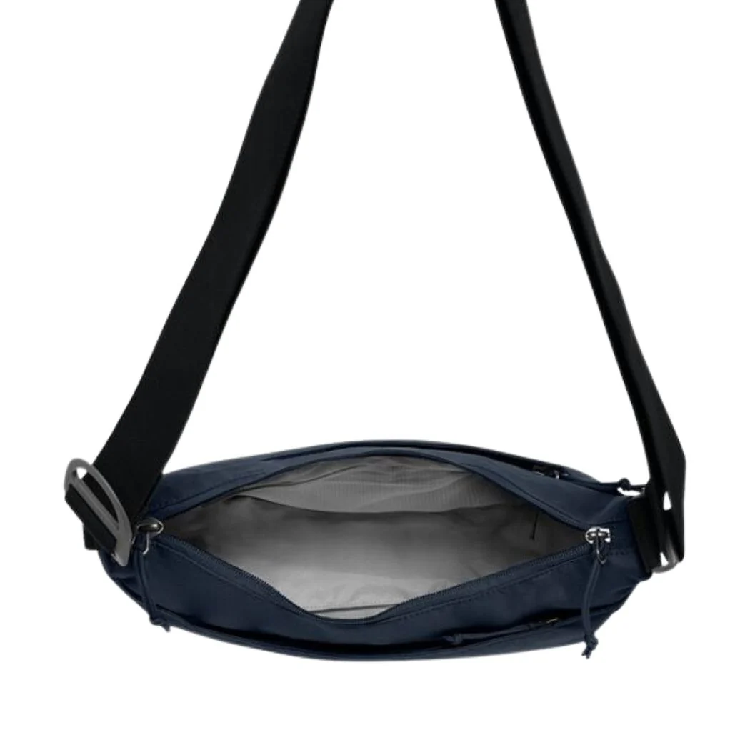 jack wolfskin Rose Unisex Shoulder Bag - Image 6