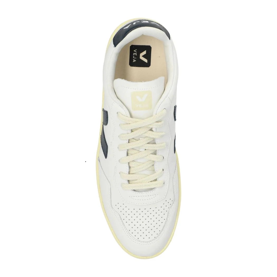 veja V-90 Men's Sneakers - Image 4